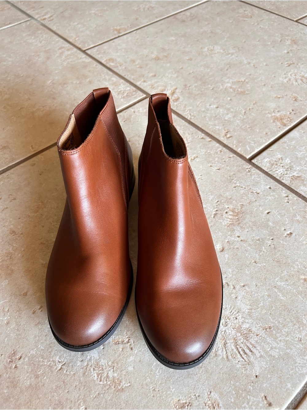 Vionic Brown Leather Ankle Booties